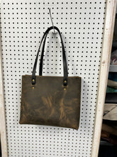 Load image into Gallery viewer, Leather Tote 1