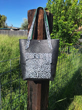 Load image into Gallery viewer, Cowhide Tote